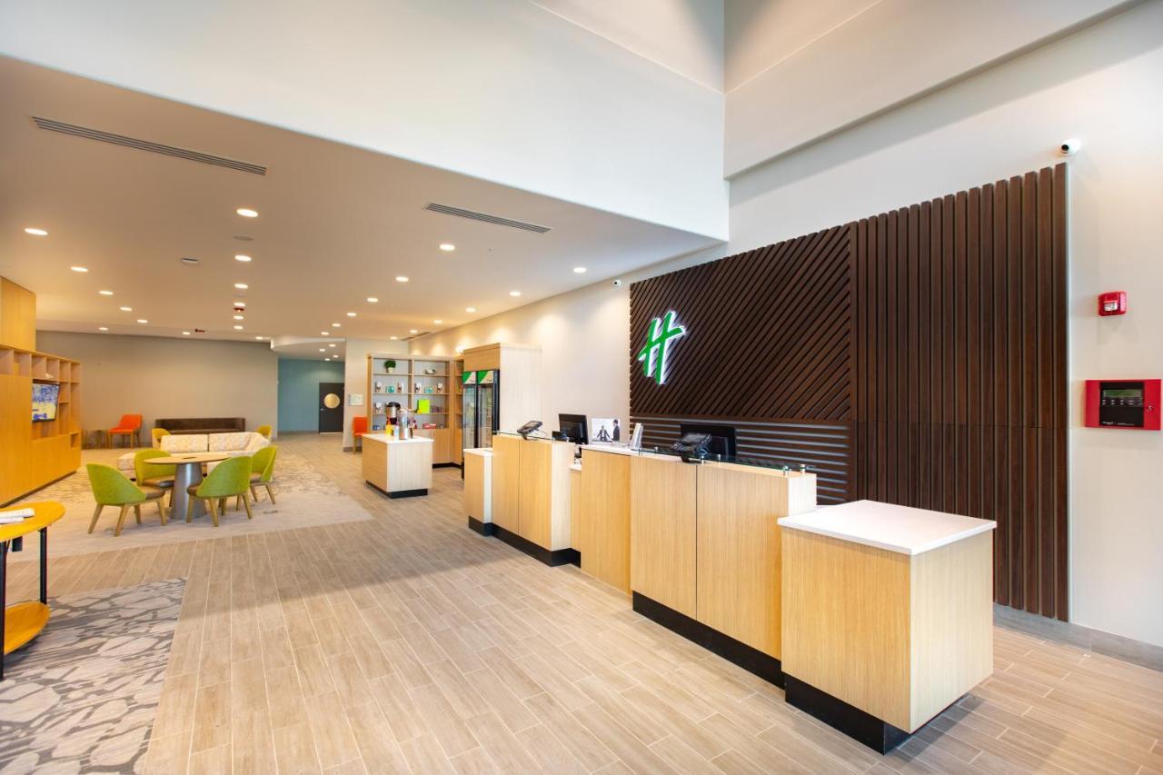 Holiday Inn - Kansas City - Northeast By Ihg Екстериор снимка