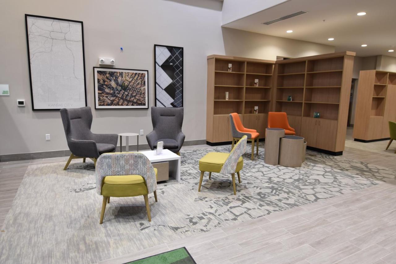 Holiday Inn - Kansas City - Northeast By Ihg Екстериор снимка
